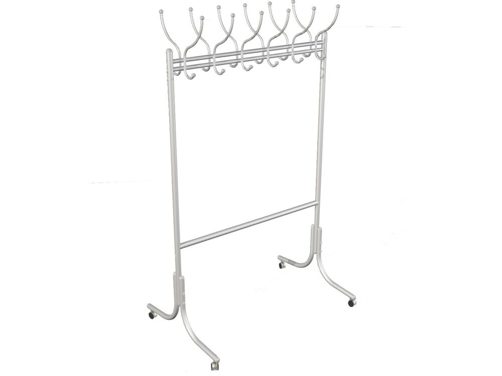 Вешалка напольная на колесах