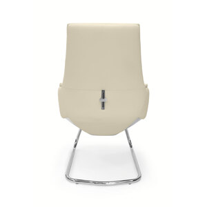 Кресло для посетителя