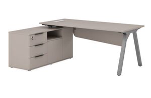 Стол руководителя с опорной тумбой левый