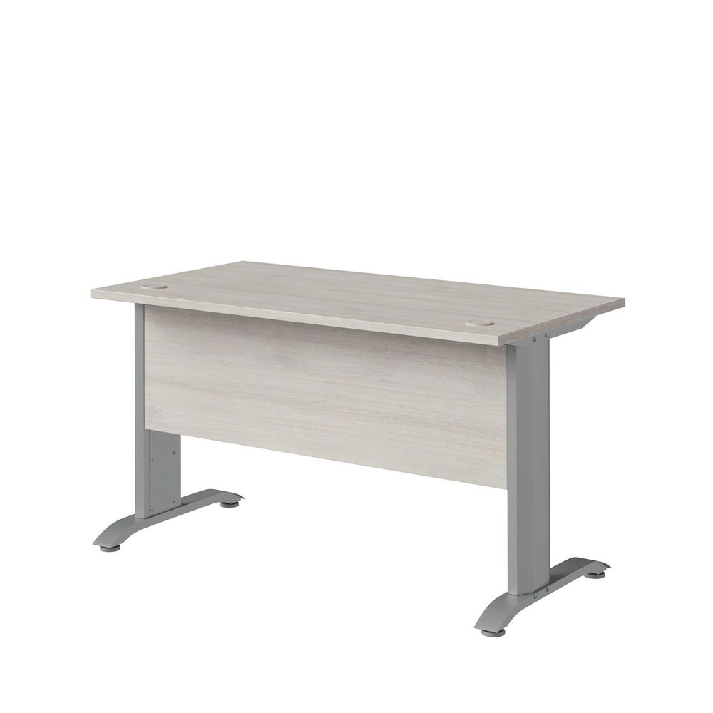 Стол письменный на металлоопорах