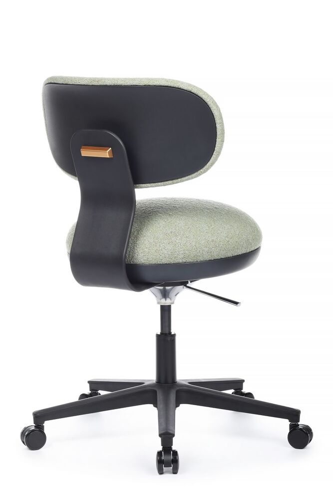 Кресло для персонала Ted