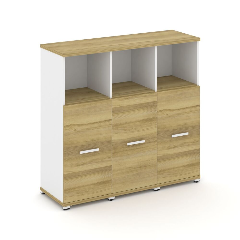 Шкаф три узкие секции, 3 ниши