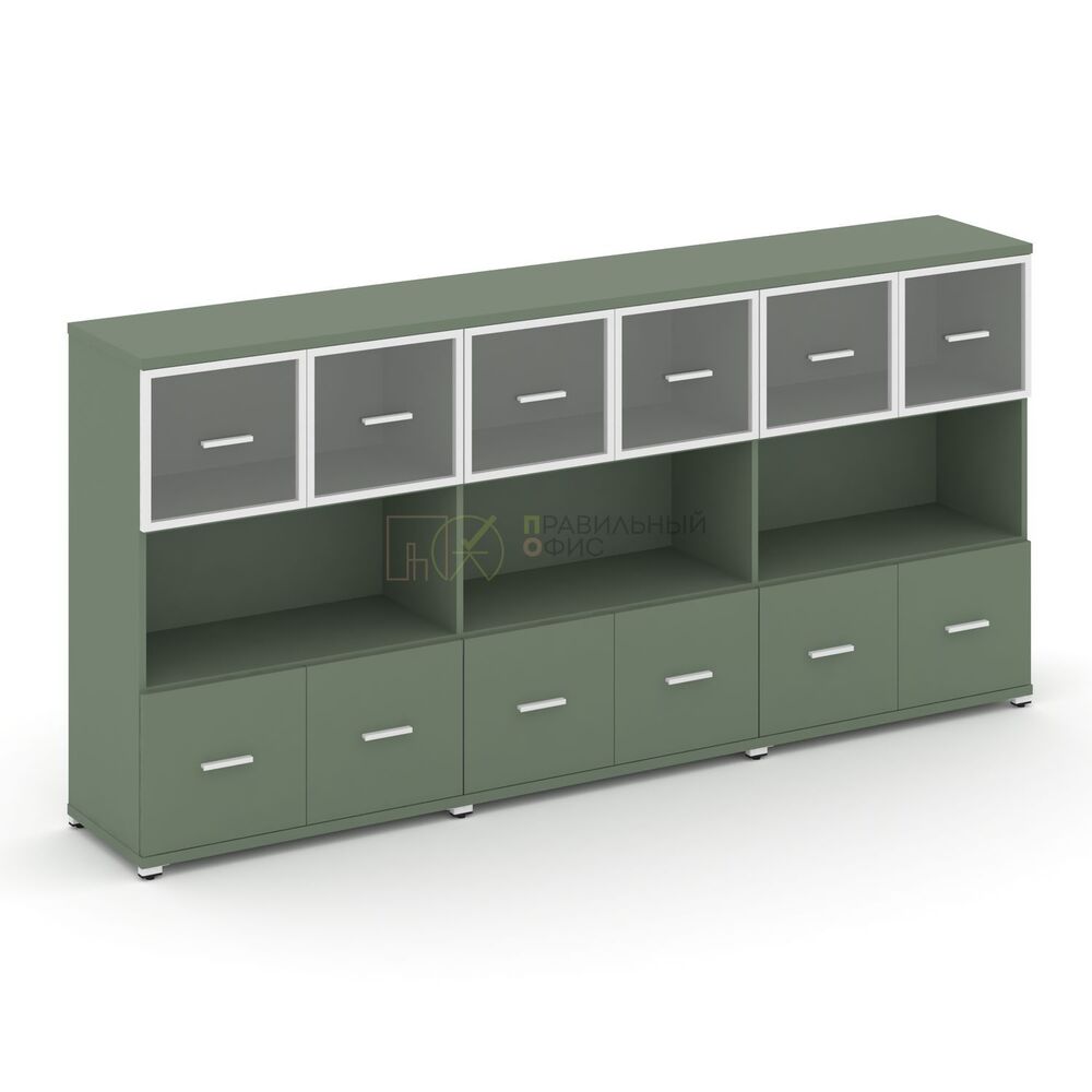 Шкаф три широкие секции, 3 ниши