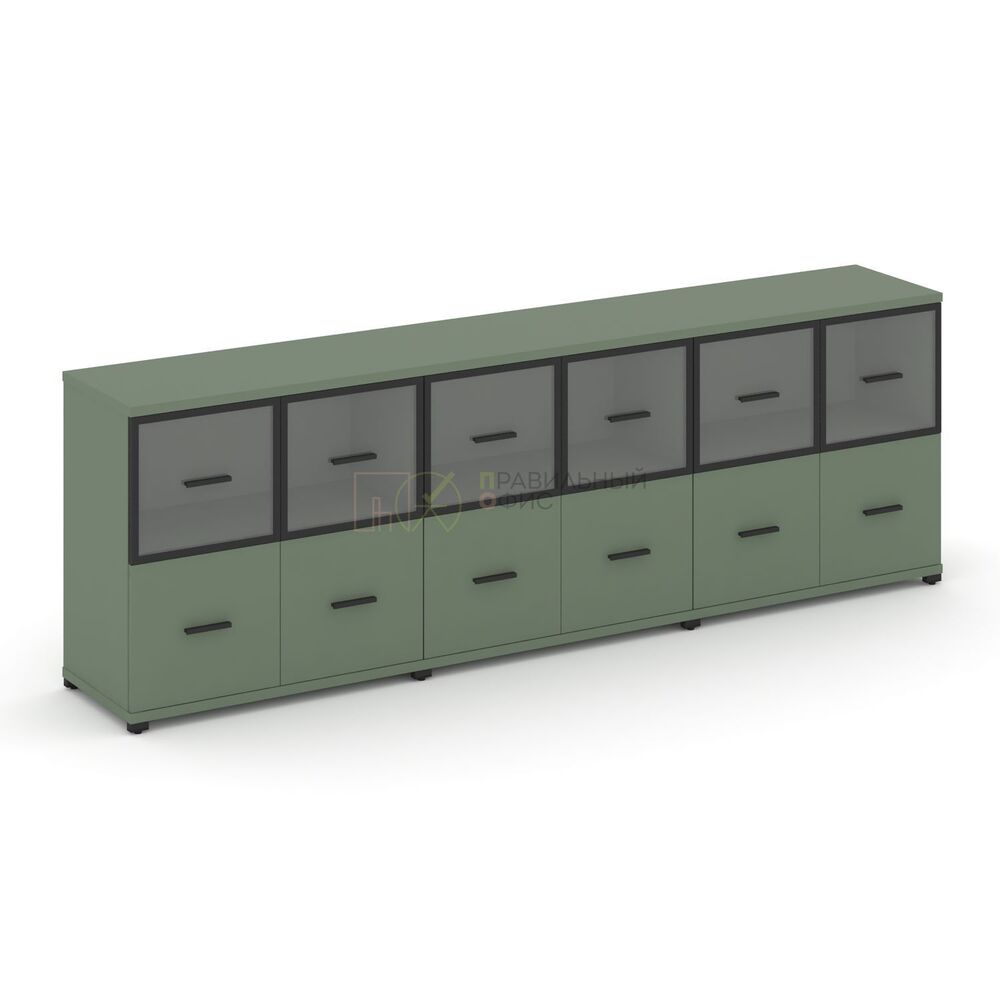 Шкаф три широкие секции, 2 ниши