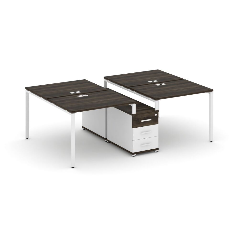 Рабочая станция на 4 места с двухсторонней опорной тумбой