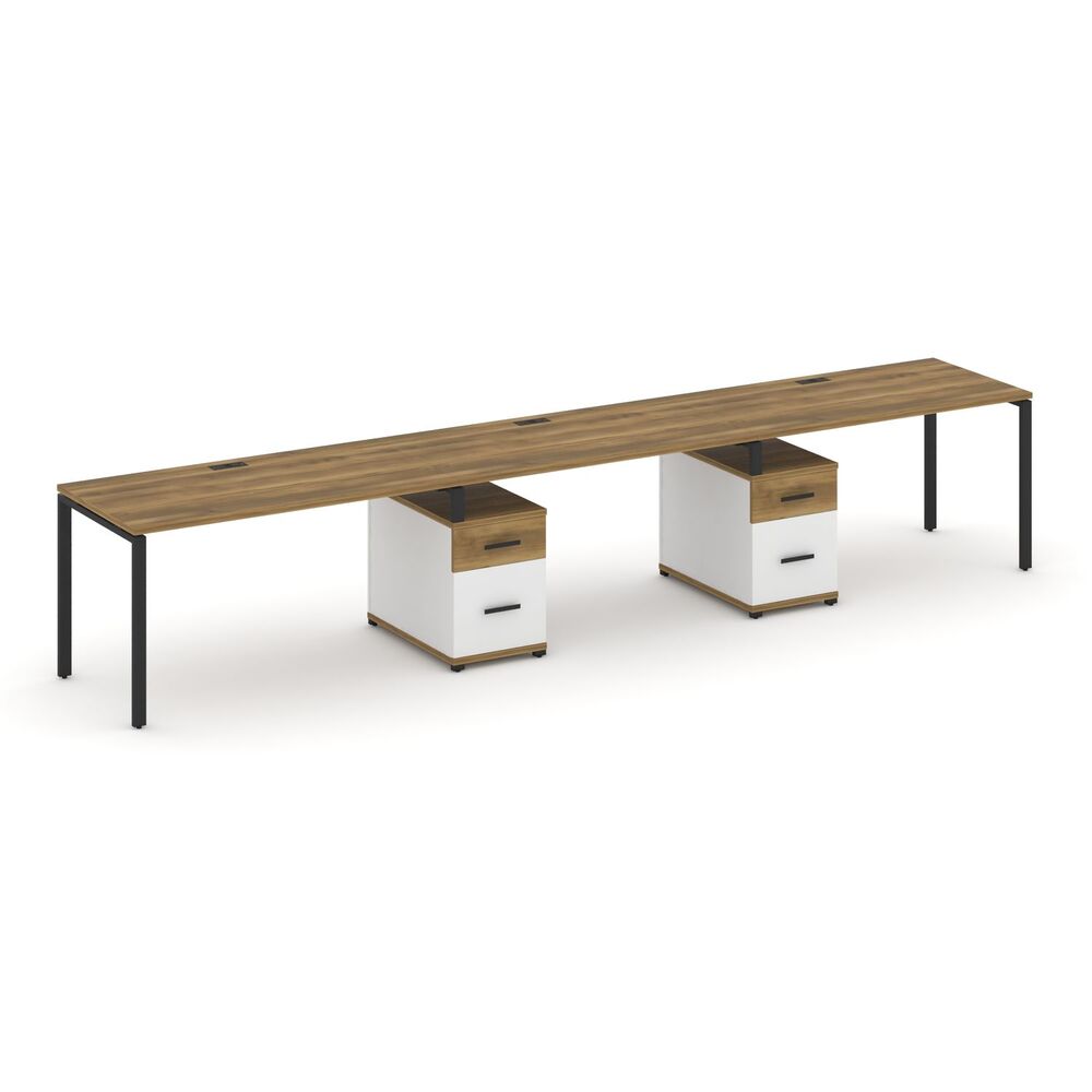 Рабочая станция на 3 места с двумя опорными тумбами