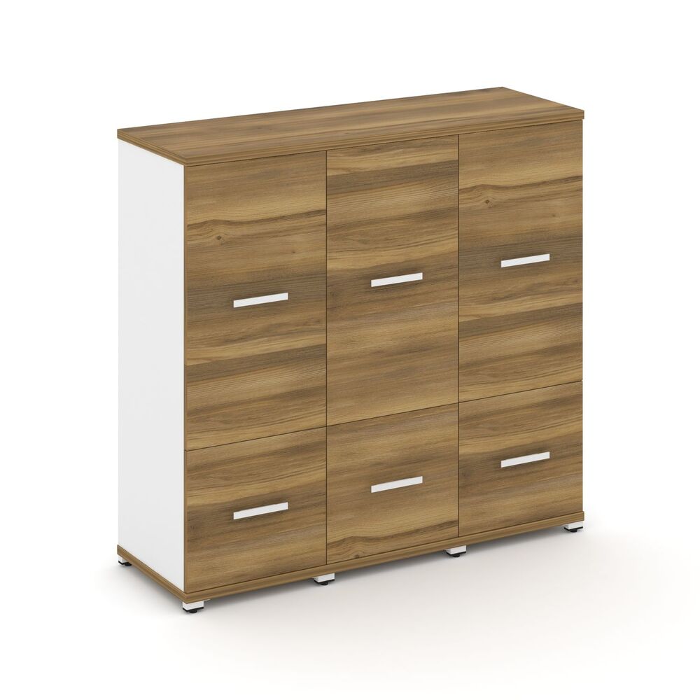 Шкаф три узкие секции, 3 ниши