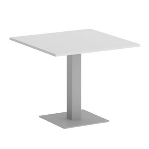 Стол квадратный