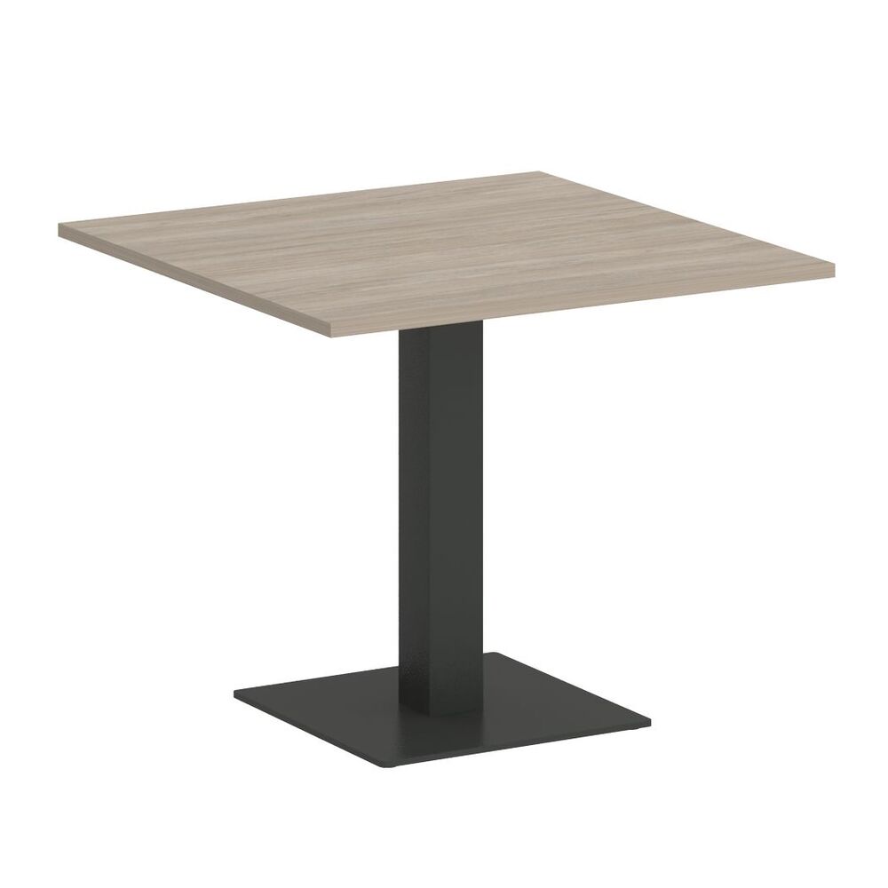 Стол квадратный