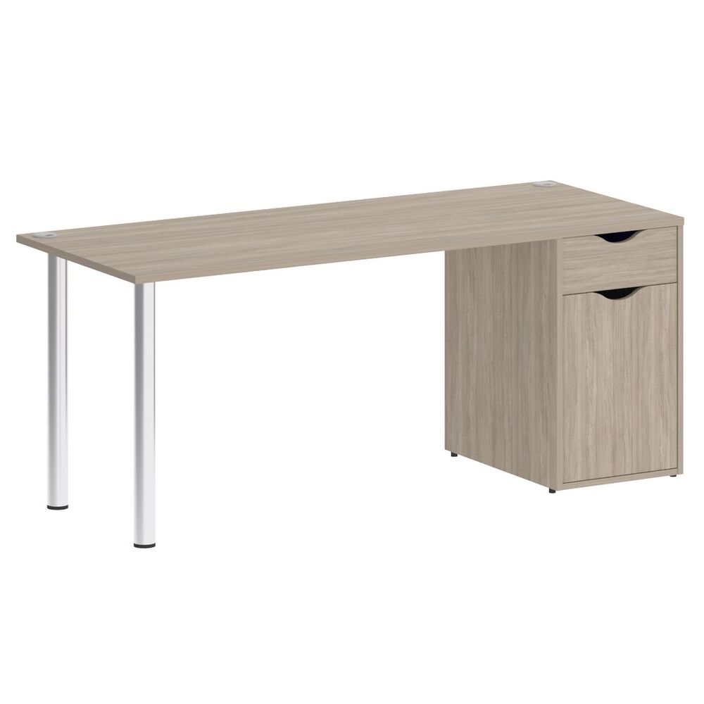 Стол письменный (опоры хром)