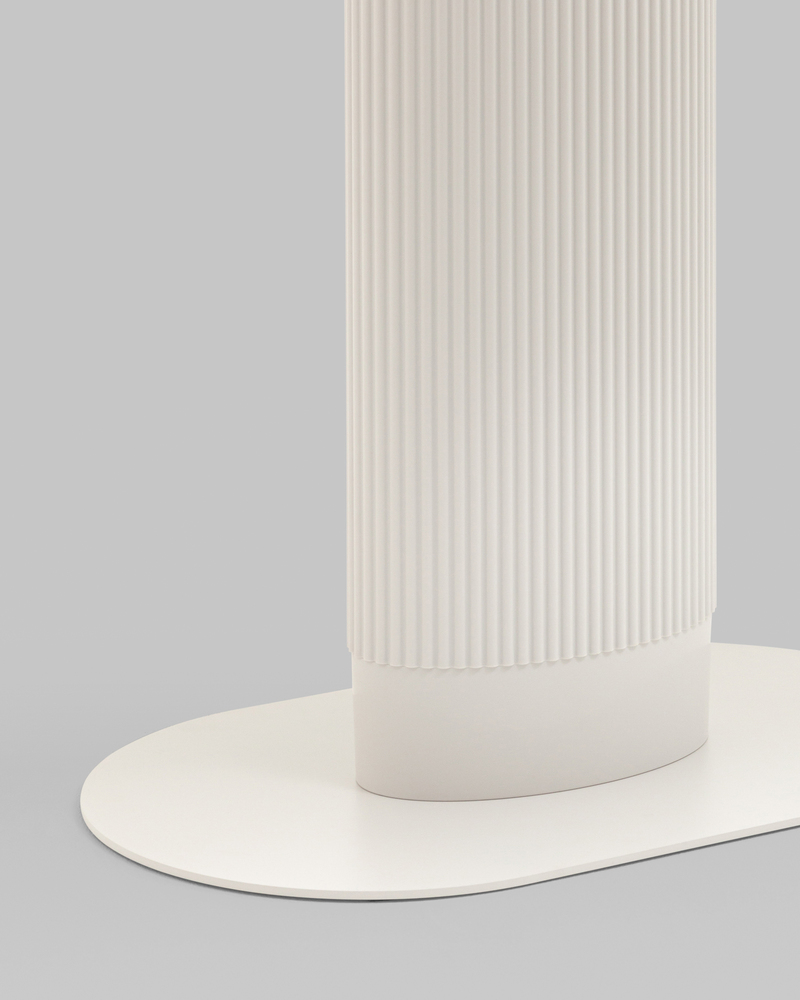 Стол обеденный