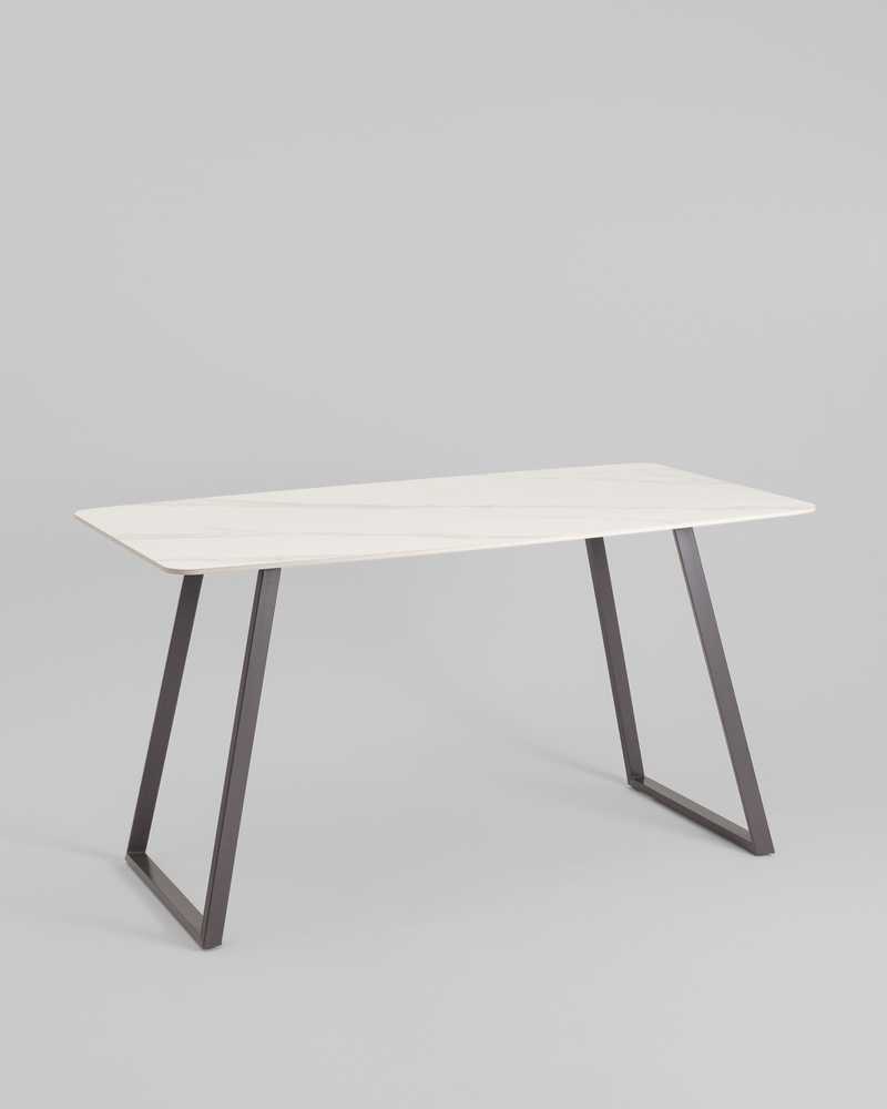 Стол обеденный