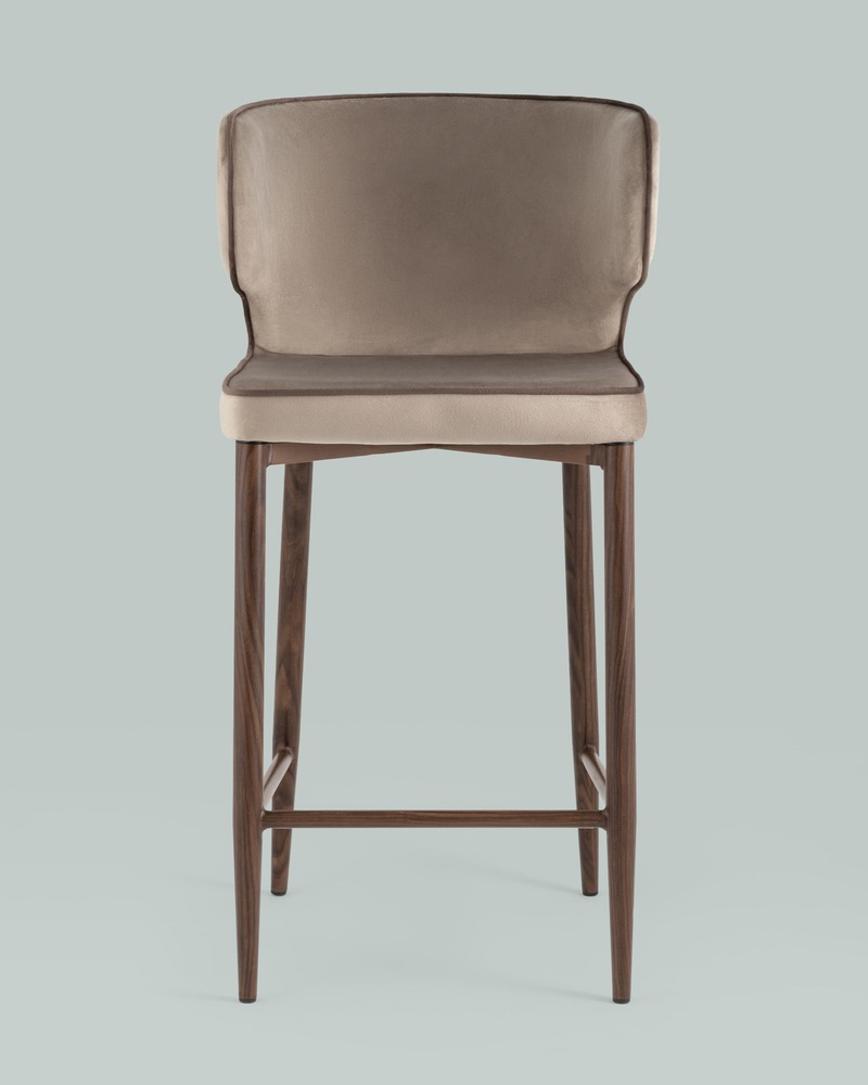 Стул полубарный