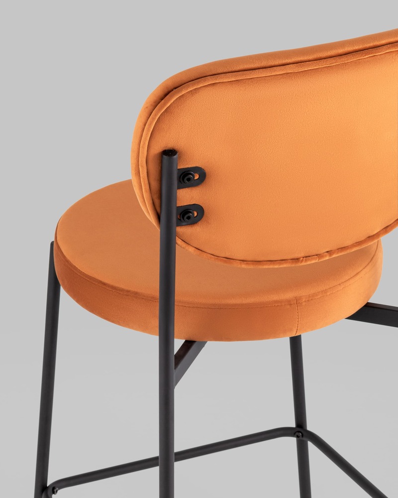 Стул полубарный